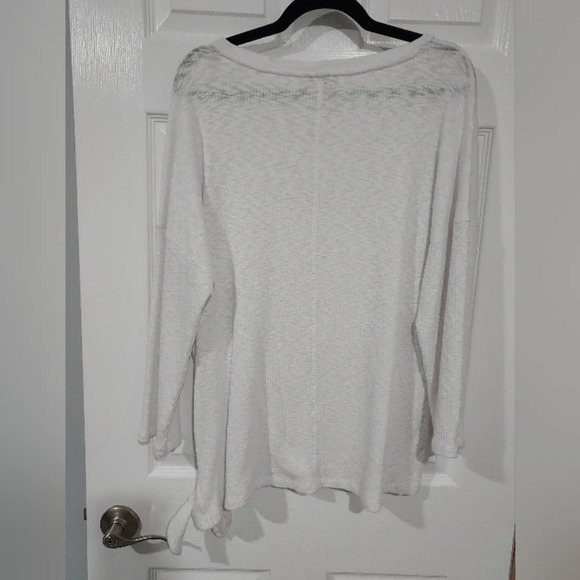 T by Talbots White Semi Sheer Waffle Knit Top with Side Tie in Size XL - Picture 8 of 9